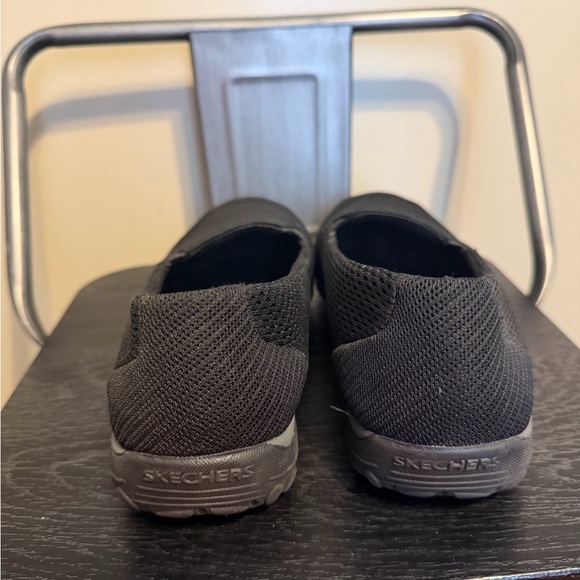 Skechers Relaxed Fit Black Memory Foam Slip On Shoes Size 9 - Picture 9 of 11
